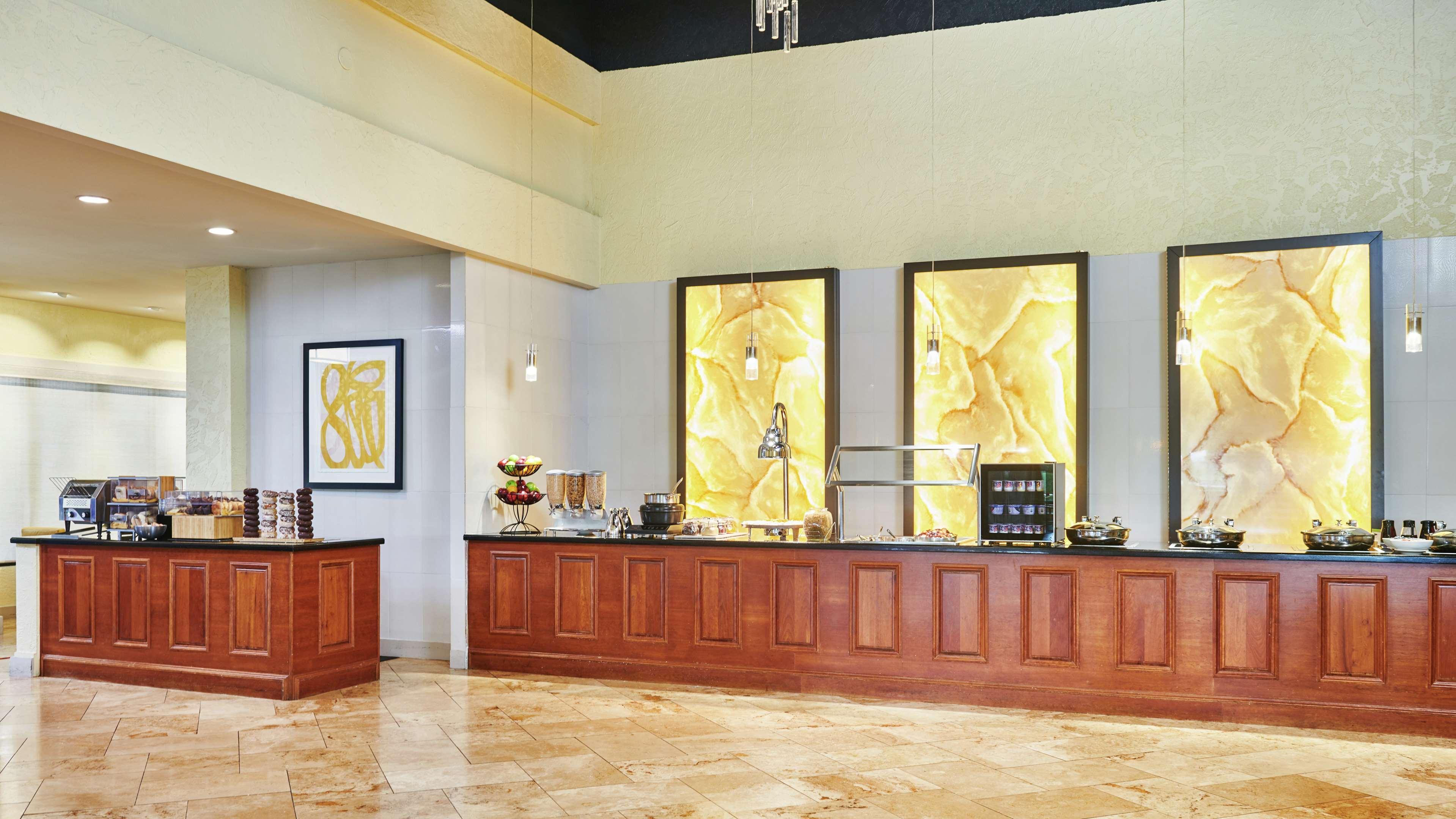 Doubletree By Hilton Hotel Salt Lake City Airport Exterior foto